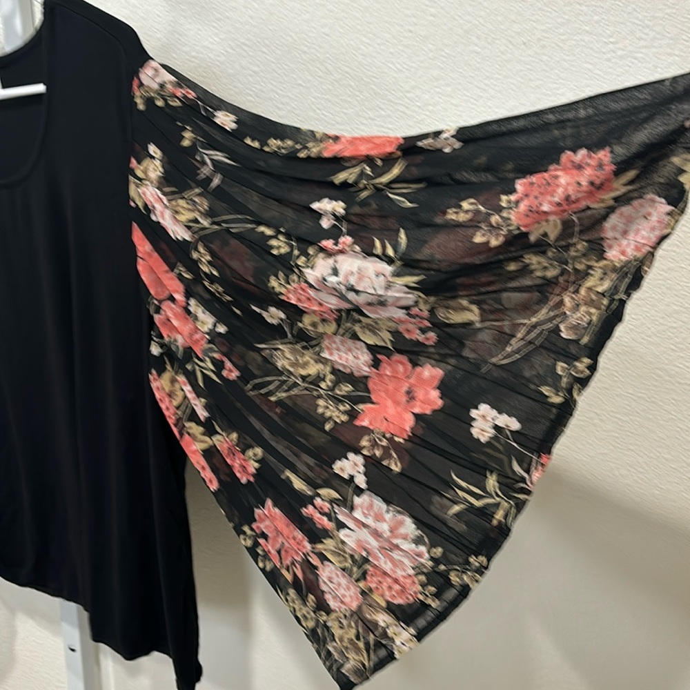 Anthony Richard’s Black and Coral Bell Sleeve Blouse